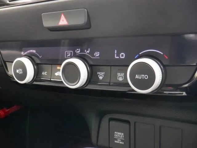 ホンダ フィット e:HEV