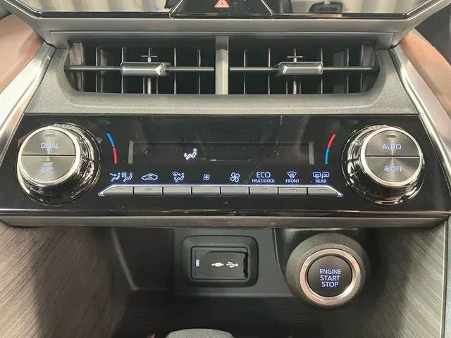 トヨタ ハリアー 2WD