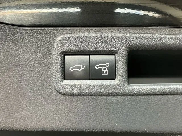 トヨタ ハリアー 2WD