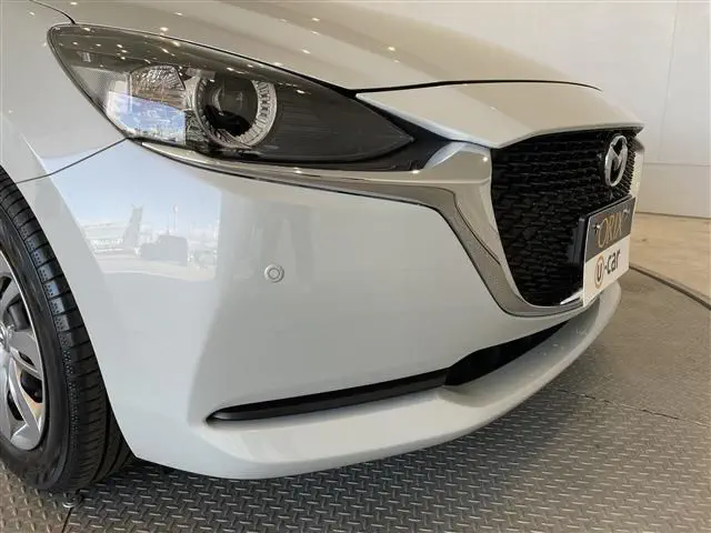 マツダ MAZDA2