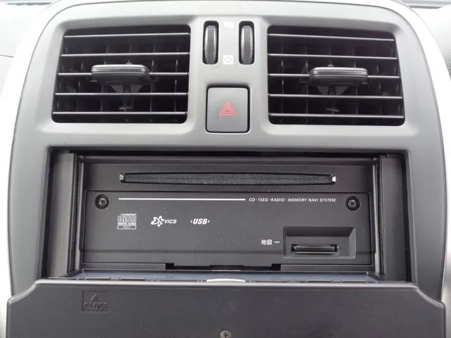 ニッサン マーチ