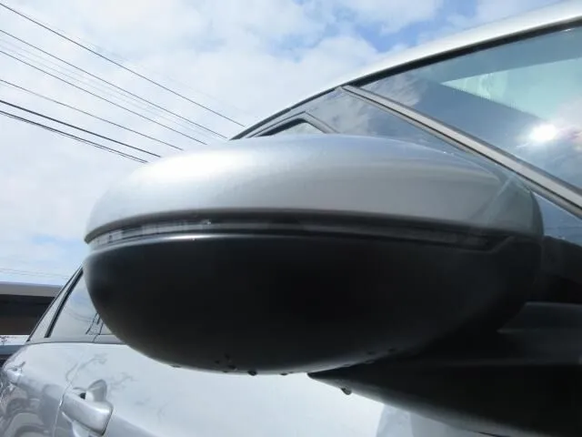 ホンダ フィット e:HEV 4WD