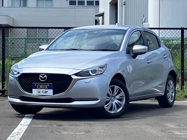 マツダ MAZDA2
