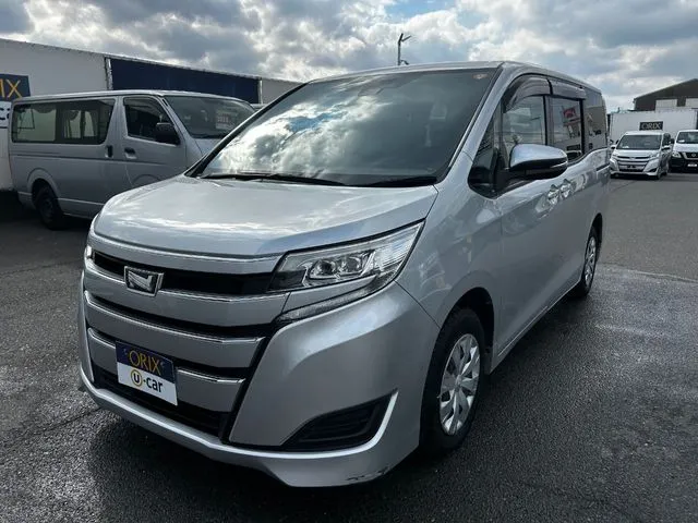 トヨタ ノア