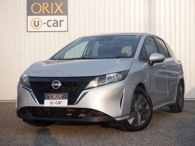 ニッサン ノート 4WD