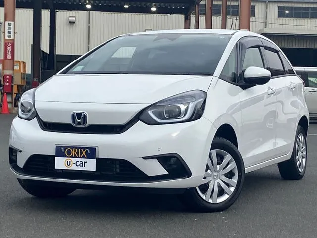 ホンダ フィット e:HEV 4WD