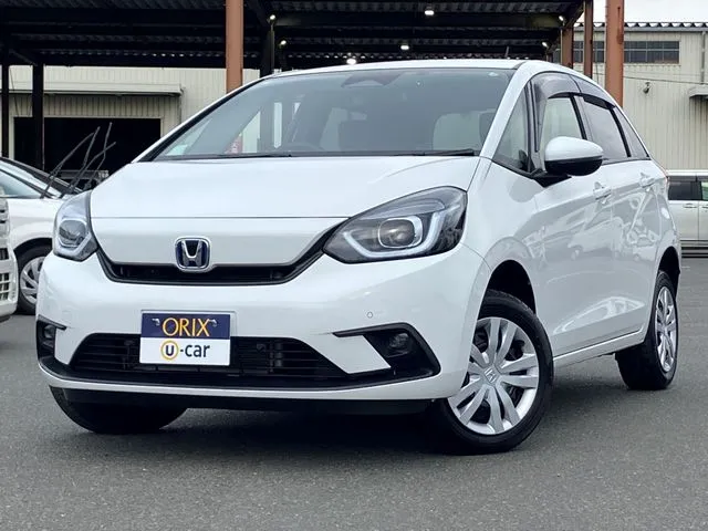 ホンダ フィット e:HEV 4WD